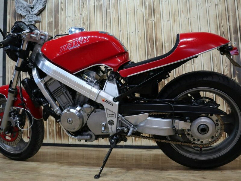 Honda NTV HONDA NTV CAFE RACER Stan Bardzo Dobry raty -kup online
