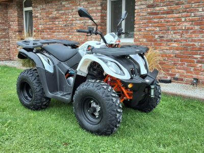 KAYO AU SALON MOTOCYKLOWY MOTOEAGLES Kayo AU 200. Sprawdż ofertę i Serwis