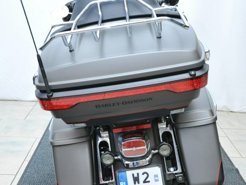 Harley-Davidson Electra Ultra Harley-Davidson FLHTKL Electra Ultra Limited, salon PL, Motonita