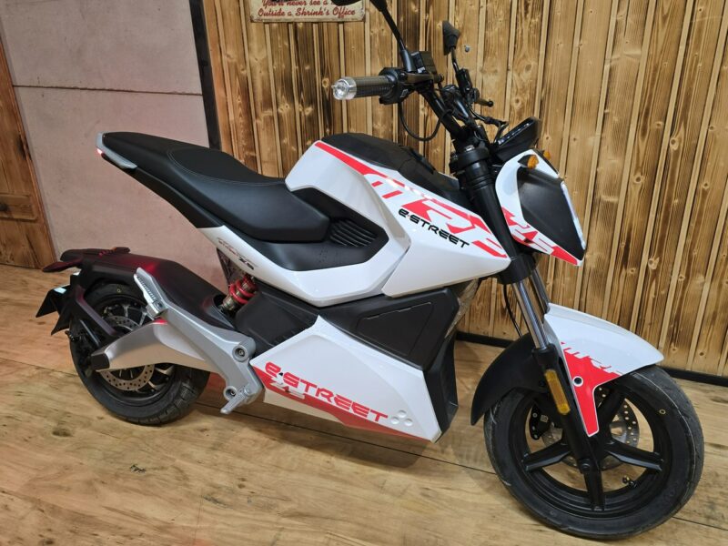 KAYO Inny Motorower elektryczny MRF e-street Na prawo jazdy AM,2.5KW raty,raty