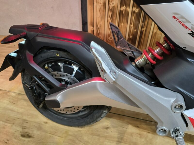 KAYO Inny Motorower elektryczny MRF e-street Na prawo jazdy AM,2.5KW raty,raty