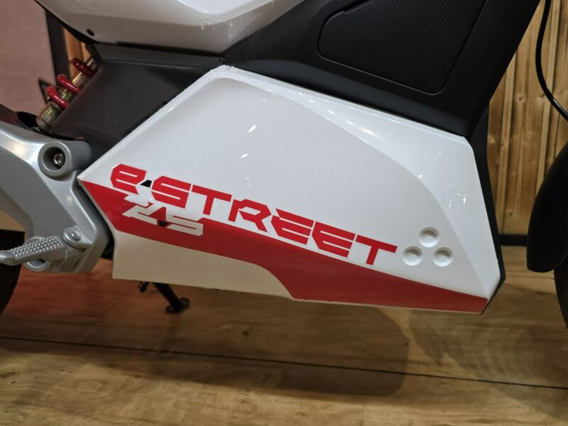 KAYO Inny Motorower elektryczny MRF e-street Na prawo jazdy AM,2.5KW raty,raty