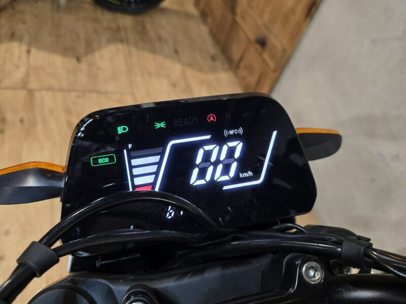 KAYO Inny Motorower elektryczny MRF e-street Na prawo jazdy AM,2.5KW raty,raty