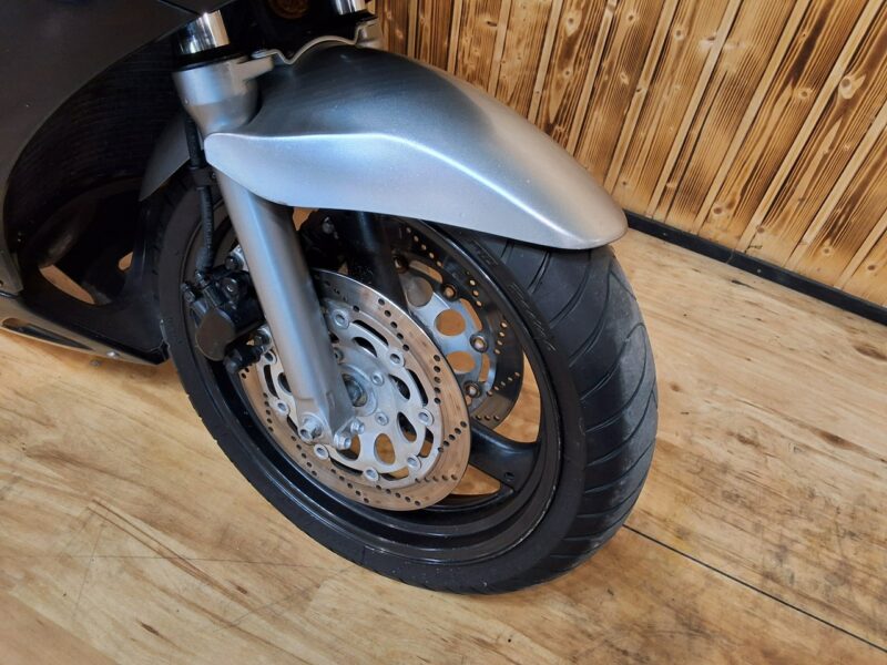 Suzuki RF Technicznie bardzo dobry .Motocykl warty uwagi.raty -kup online