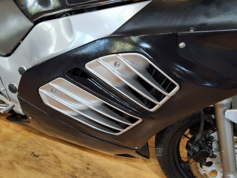 Suzuki RF Technicznie bardzo dobry .Motocykl warty uwagi.raty -kup online