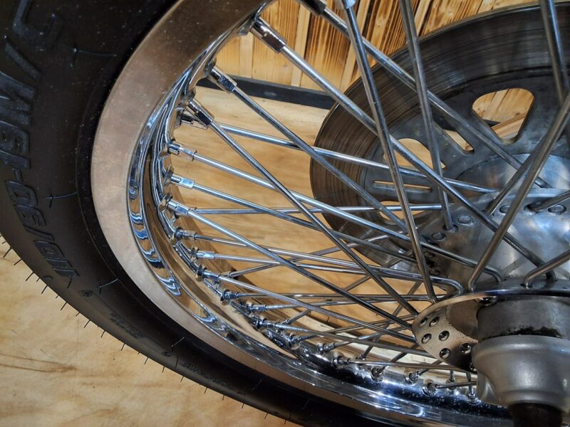 Suzuki Intruder Piekny motocykl z dużym silnikiem BARDZO ZADBANY 1400 bobber