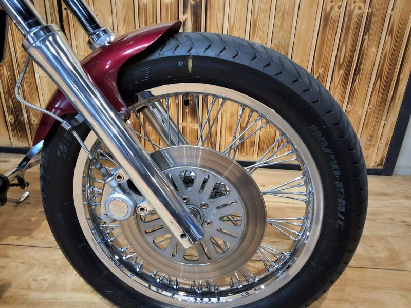 Suzuki Intruder Piekny motocykl z dużym silnikiem BARDZO ZADBANY 1400 bobber