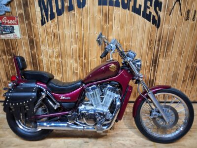 Suzuki Intruder Piekny motocykl idealny na pierwszy , po regulacjach, stan bdb