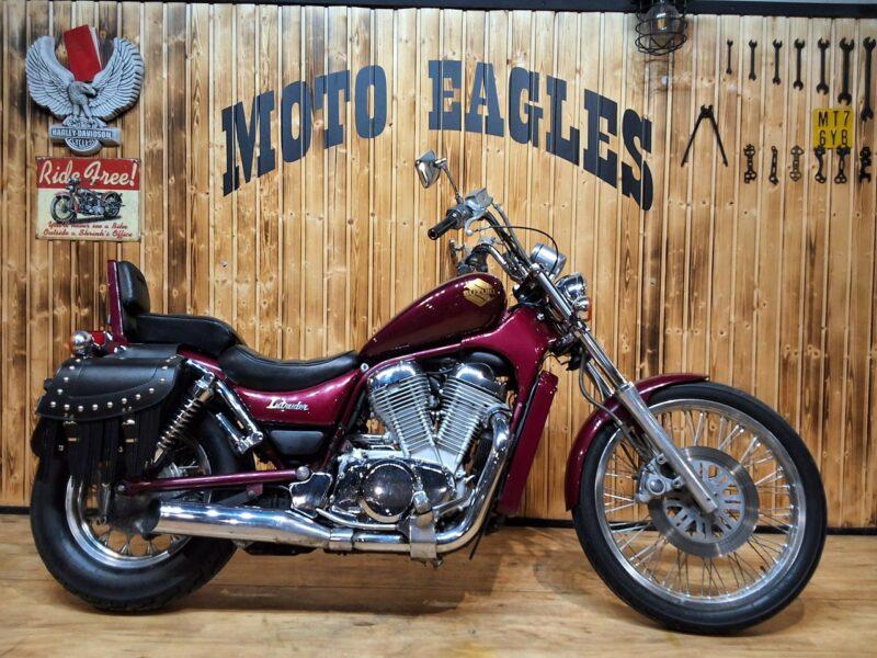 Suzuki Intruder Piekny motocykl idealny na pierwszy , po regulacjach, stan bdb