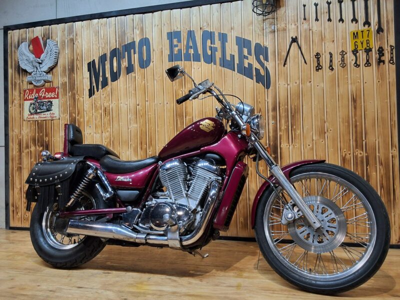 Suzuki Intruder Piekny motocykl idealny na pierwszy , po regulacjach, stan bdb