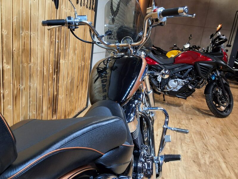 Suzuki Intruder Limitowana wersja z dużym silnikiem BARDZO ZADBANY 1400 jak nowy