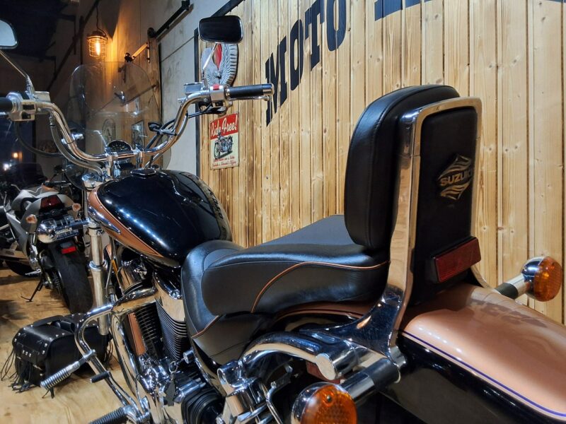Suzuki Intruder Limitowana wersja z dużym silnikiem BARDZO ZADBANY 1400 jak nowy