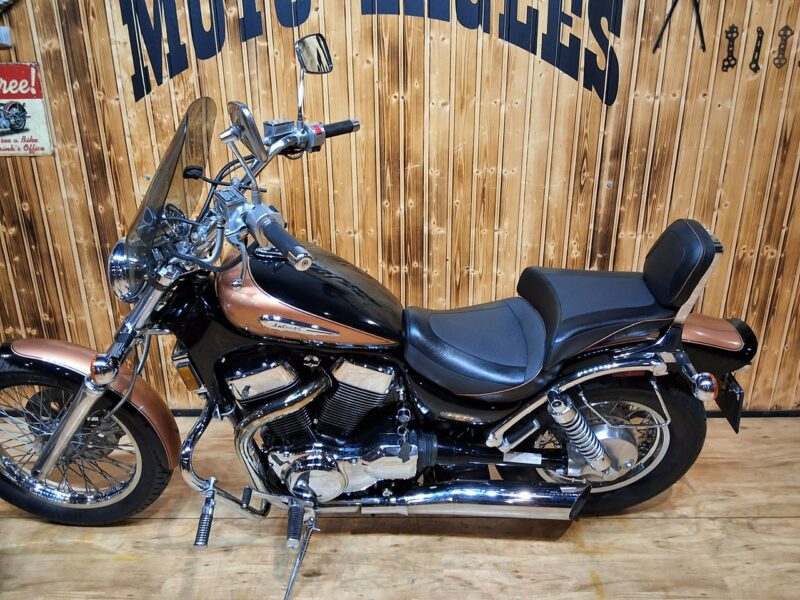 Suzuki Intruder Limitowana wersja z dużym silnikiem BARDZO ZADBANY 1400 jak nowy