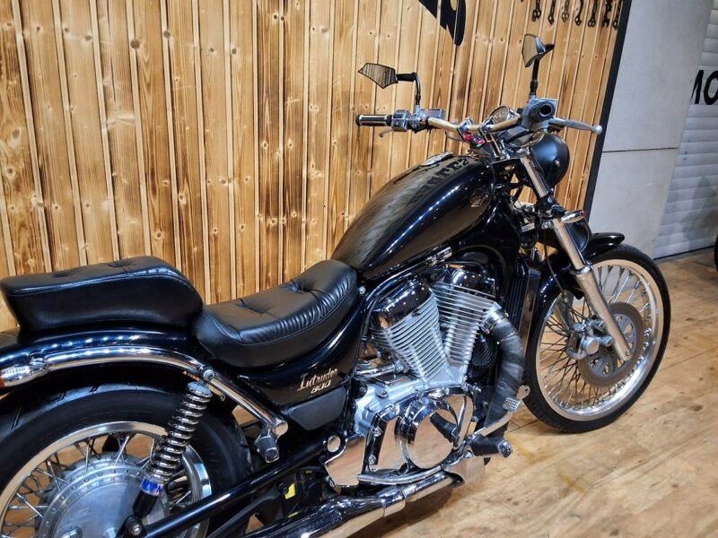 Suzuki Intruder Piekny motocykl na 21 calach po regulacjach, stan bdb 800ccm