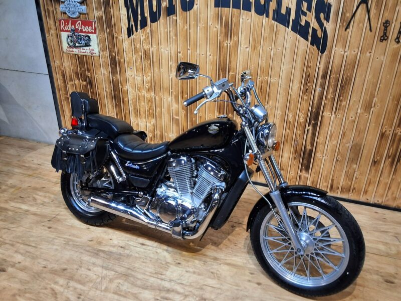 Suzuki Intruder Piekny motocykl idealny na pierwszy , po regulacjach, stan bdb