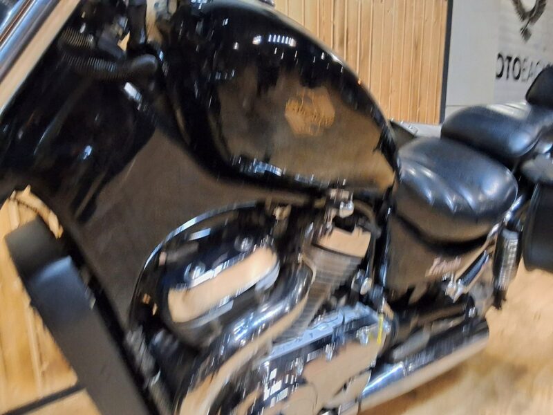 Suzuki Intruder Piekny motocykl idealny na pierwszy , po regulacjach, stan bdb