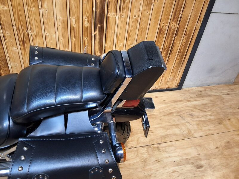 Suzuki Intruder Piekny motocykl idealny na pierwszy , po regulacjach, stan bdb