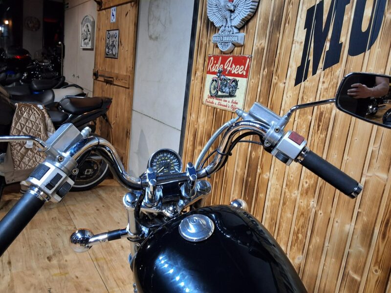 Suzuki Intruder Piekny motocykl idealny na pierwszy , po regulacjach, stan bdb