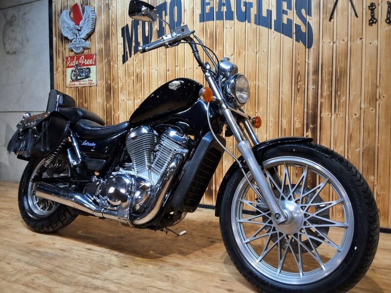 Suzuki Intruder Piekny motocykl idealny na pierwszy , po regulacjach, stan bdb