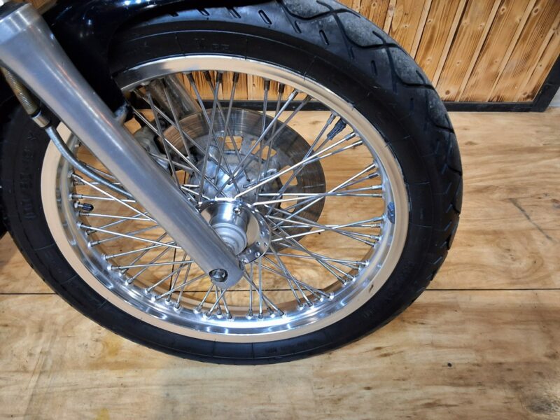 Suzuki Intruder Piekny motocykl po regulacjach, stan bdb 750 zadbany