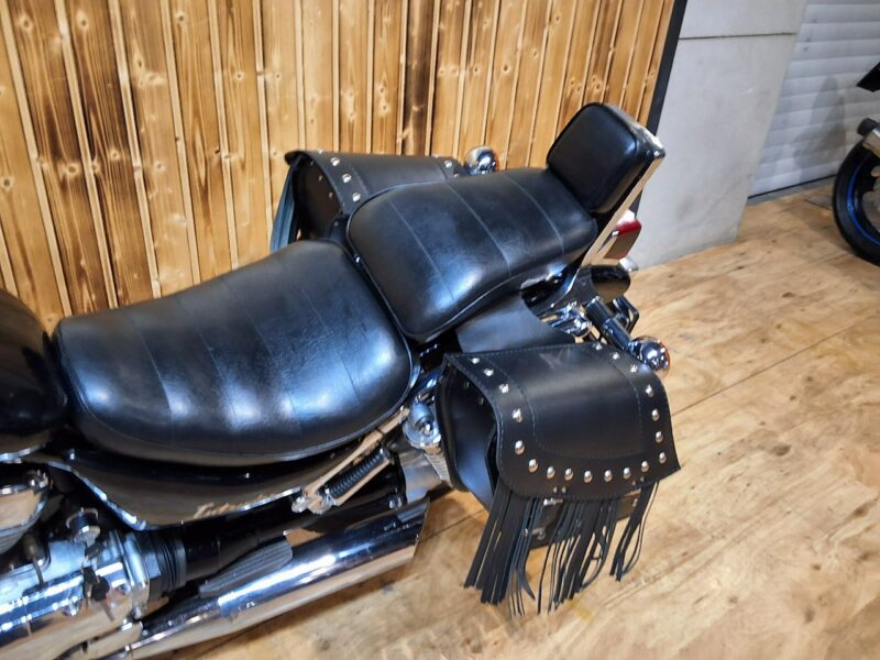 Suzuki Intruder Piekny motocykl po regulacjach, stan bdb 750 zadbany