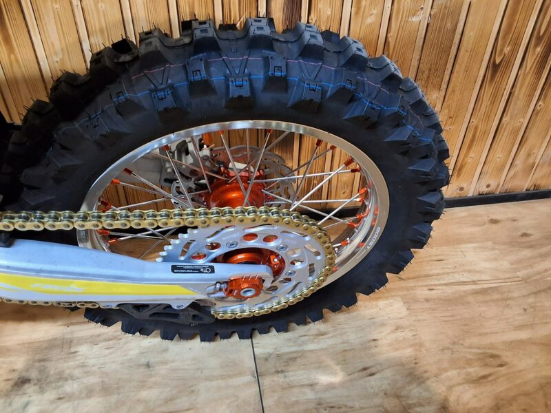 ASIX Inny XR-99 ASIX XR99 CROSS kros o pojemności 300 z 26 konnym silnikiem HIT