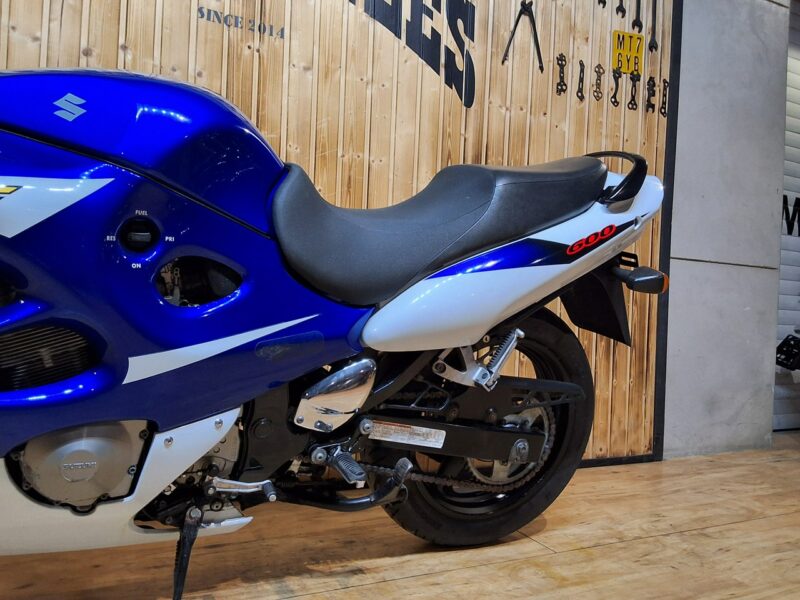 Suzuki GSX-F / Katana oryginał bardzo fajny w dobrej cenie GWARANCJA rok 2005