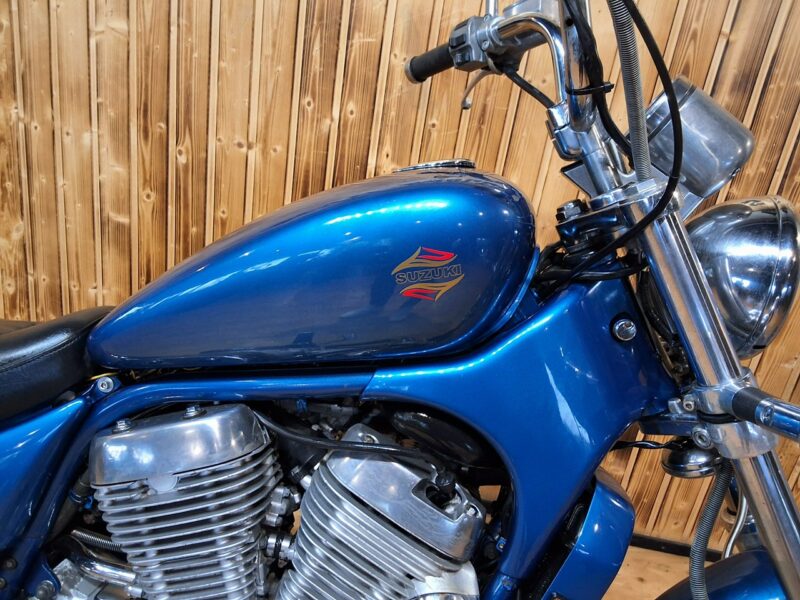 Suzuki Intruder Piekny motocykl po regulacjach, stan bdb 800 zadbany