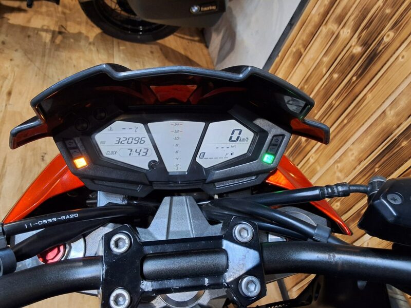 Kawasaki Z ## Piękny Motocykl KAWASAKI Z800 raty -kup online
