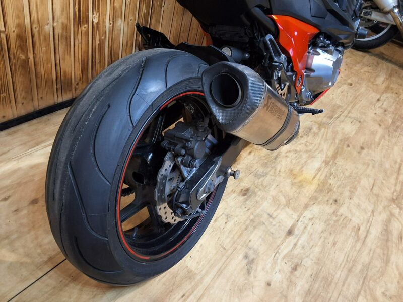 Kawasaki Z ## Piękny Motocykl KAWASAKI Z800 raty -kup online