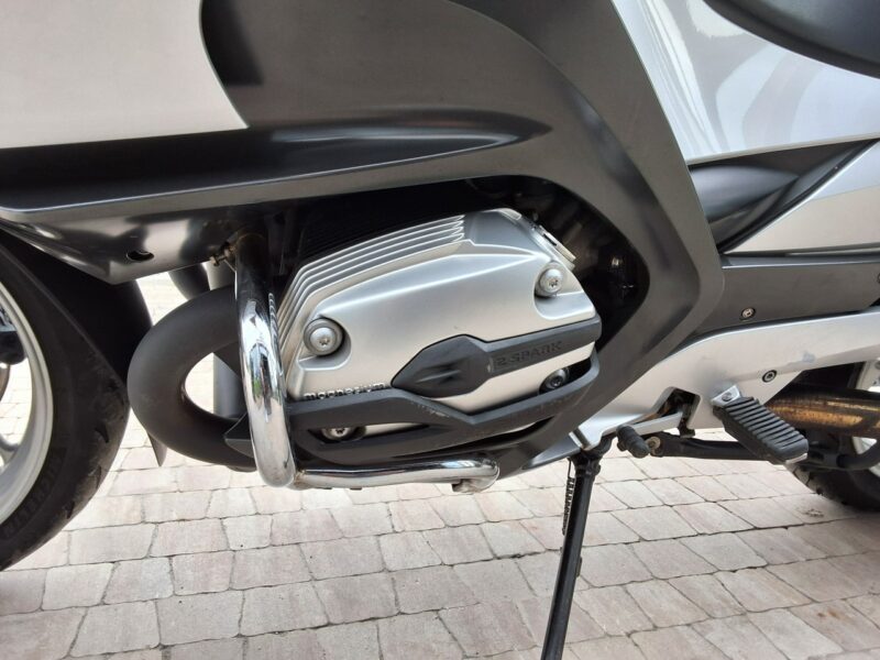 BMW R 1200 RT ## piękny motocykl BMW R 1200 RT ## WYGLĄDA Pięknie