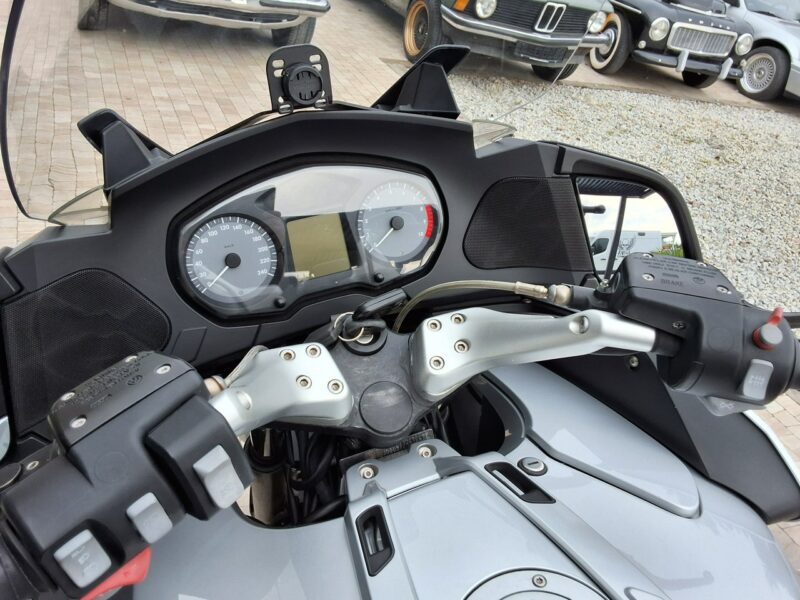 BMW R 1200 RT ## piękny motocykl BMW R 1200 RT ## WYGLĄDA Pięknie