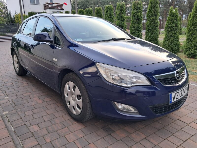 OPEL ASTRA J (BOŻA ASTERKA) POLSKI SALON