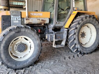 Ciągnik RANAULT 110.54, rok 1990, stan dobry, 6850 mth, manual