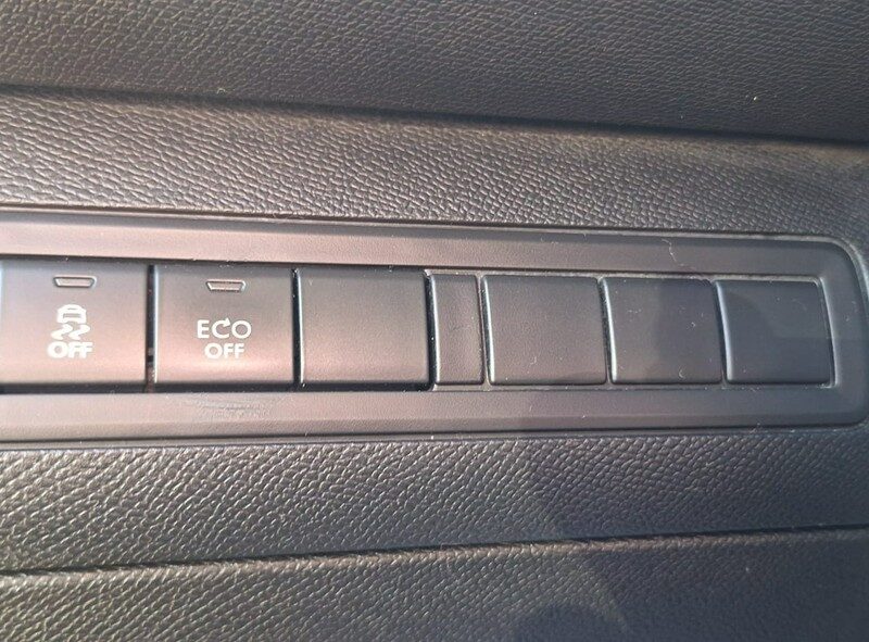 Peugeot 308 biała perła automat GT Line ledy xsenon navi T9 (2014-2021)