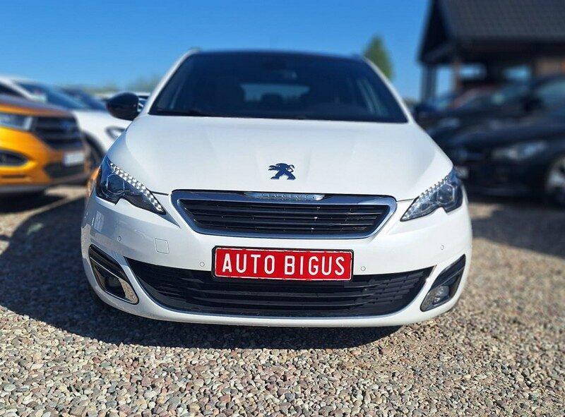 Peugeot 308 biała perła automat GT Line ledy xsenon navi T9 (2014-2021)