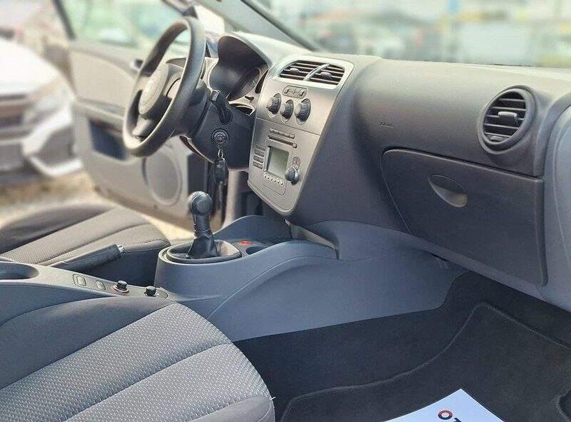 Seat Leon 1.6 mpi 102 konie klima super stan nowy razrzad II (2005-2012)