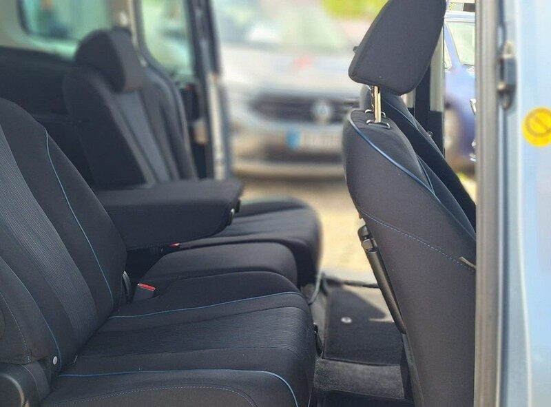 Mazda 5 7 Osobowa klima zarejestrowana super stan II (2010-)