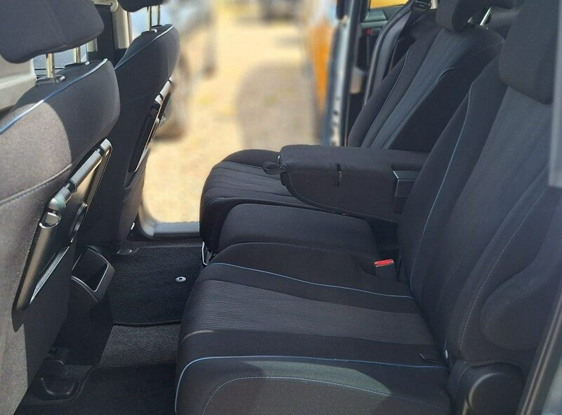 Mazda 5 7 Osobowa klima zarejestrowana super stan II (2010-)