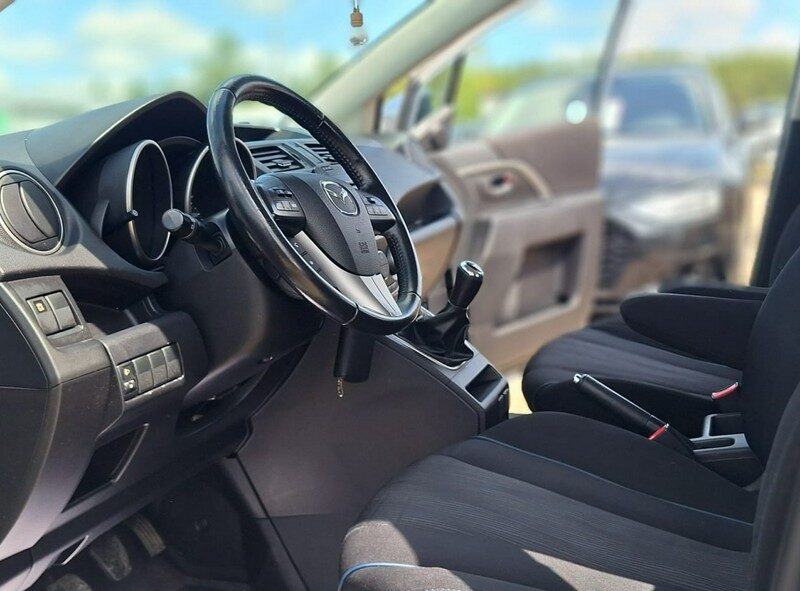 Mazda 5 7 Osobowa klima zarejestrowana super stan II (2010-)