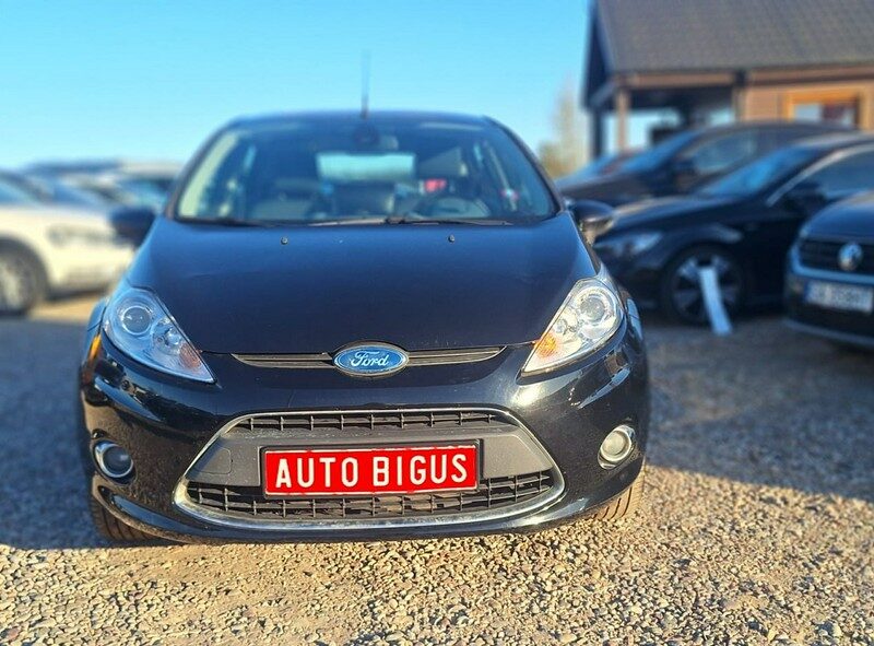 Ford Fiesta Climatronic titanium navi Mk7 (2008-)