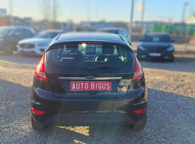 Ford Fiesta Climatronic titanium navi Mk7 (2008-)