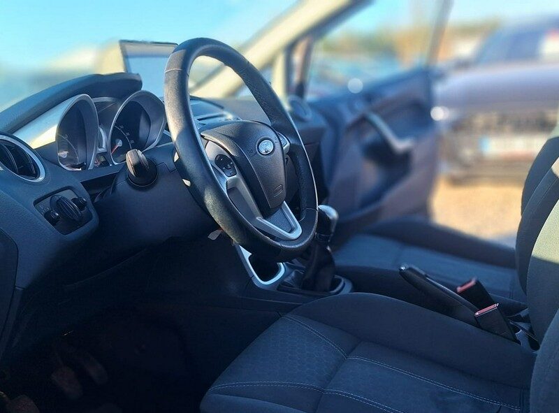 Ford Fiesta Climatronic titanium navi Mk7 (2008-)
