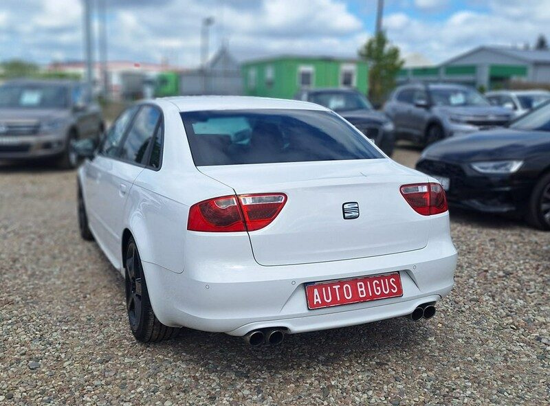 Seat Exeo Climatronic super stan mały przebieg xsenon I (2008-)