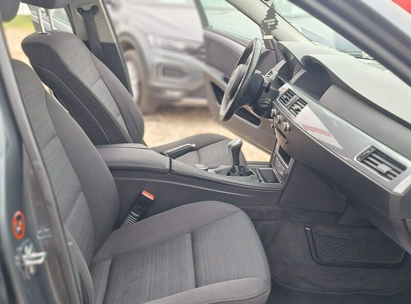 BMW 520 Lift Navi zrejestrowana E60 (2003-2010)