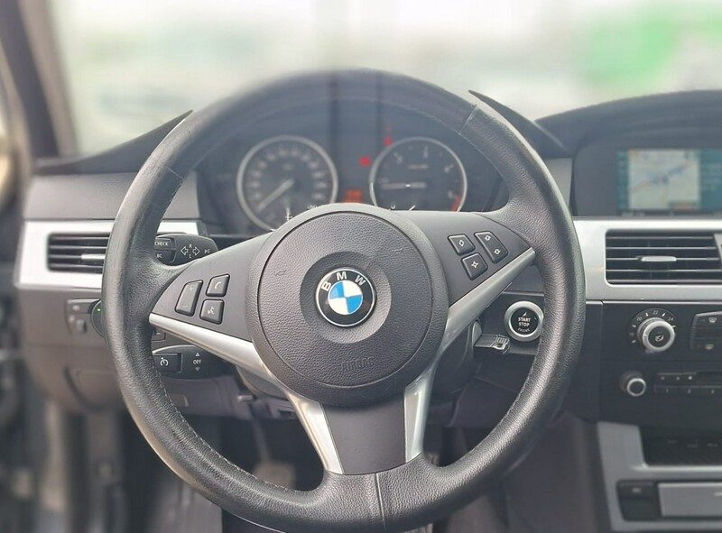 BMW 520 Lift Navi zrejestrowana E60 (2003-2010)