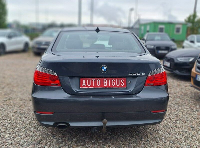 BMW 520 Lift Navi zrejestrowana E60 (2003-2010)