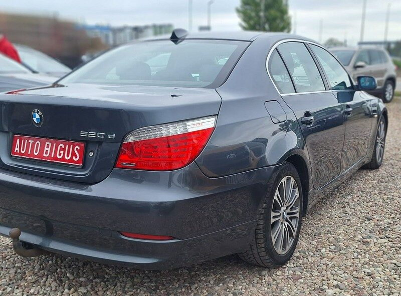 BMW 520 Lift Navi zrejestrowana E60 (2003-2010)