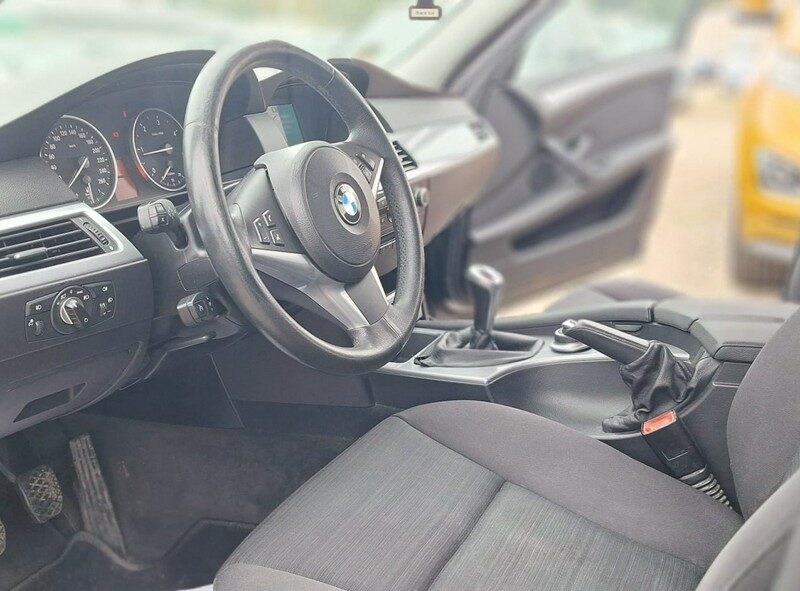 BMW 520 Lift Navi zrejestrowana E60 (2003-2010)