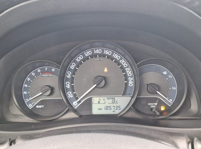 Toyota Auris climatronic ledy II (2012-)
